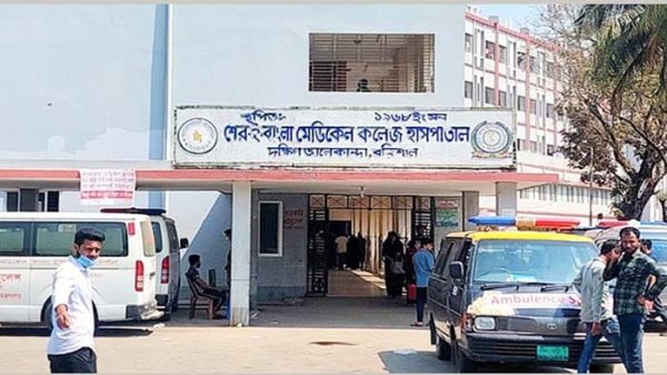হাসপাতাল থেকে পালালেন ছাত্রলীগ নেতা, ৪ পুলিশ ক্লোজড
