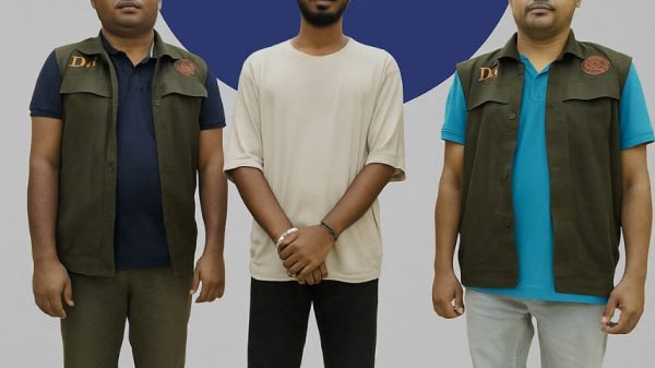 বগুড়ায় ডিবি অভিযানে শাহবাগ থানার পলাতক আসামি গ্রেফতার