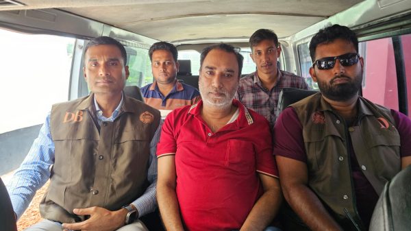 ডিবির বিশেষ অভিযানে যুবলীগ নেতা আমিনুল ইসলাম গ্রেফতার