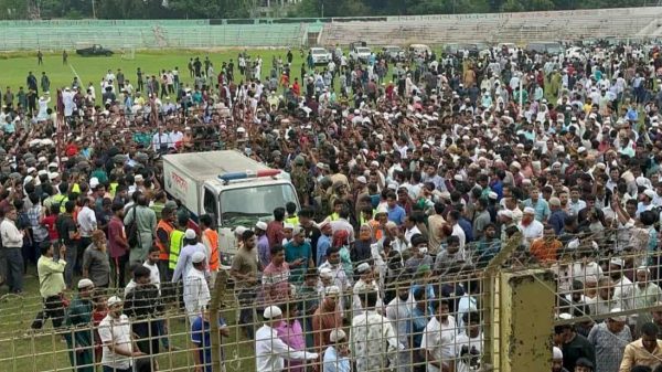 নিহত বৈমানিক তৌকিরের দ্বিতীয় জানাজা রাজশাহীতে অনুষ্ঠিত
