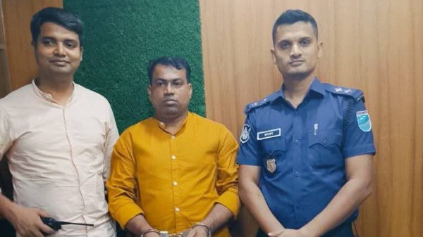 গজারিয়ায় ‘ইয়াবা বদি’ লিটন কসাই আটক