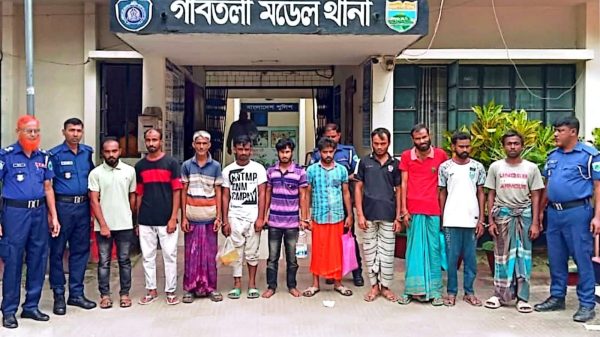 গাবতলী মডেল থানা পুলিশের অভিযানে (১১) আসামি গ্রেফতার।