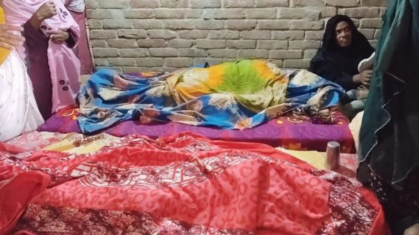 নাচোলে বিদ্যুৎ স্পৃষ্ঠ হয়ে মা-মেয়ের মৃত্যু