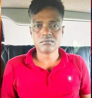 চট্টগ্রাম থানা থেকে পুলিশের লুট হওয়া একটি পিস্তল মংলা থেকে উদ্ধার