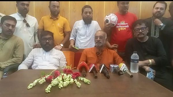 কিশোরগঞ্জে বিএনপি সম্মেলনের আগের দিন গণসংযোগে ভিপি সোহেল