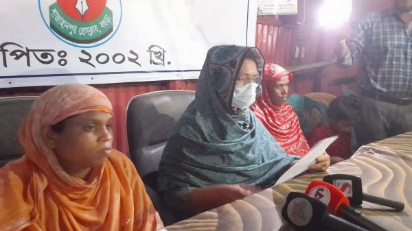 গৃহপরিচারিকাকে মিথ্যা মামলায় ফাঁসানোর অভিযোগ