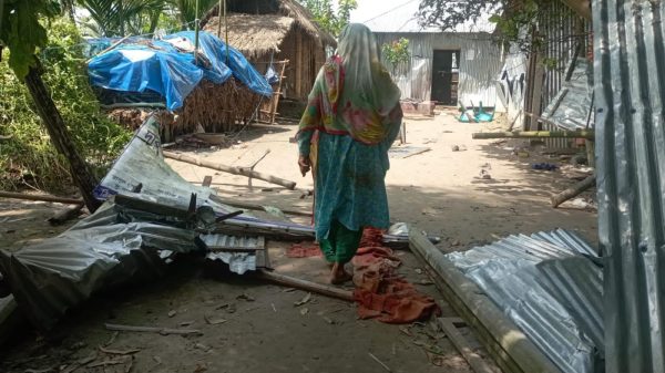 ঠাকুরগাঁওয়ে মাদ্রাসায় শিক্ষার্থীকে ধর্ষণের অভিযোগ, শিক্ষক পলাতক।