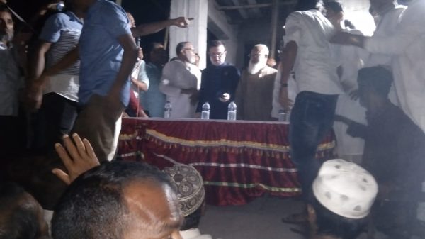 পিরোজপুর জেলায় বিএন পির জেলা কমিটির পথসভা