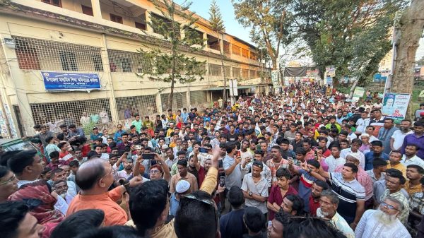 মাধবপুরে তারেক রহমানের ৩১ দফা বাস্তবায়নে লিফলেট বিতরণ কর্মসূচি