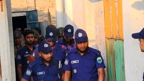 নাটোরে গোডাউন থেকে সাড়ে ১৩ টন গুলির খোসা উদ্ধার, এলাকায় চাঞ্চল্য