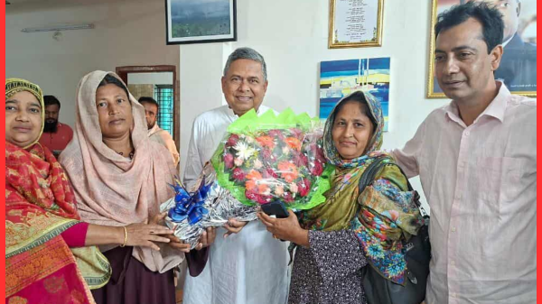 তেলিহাটি ইউপির তিন সংরক্ষিত মহিলা সদস্যের বিএনপিতে যোগদান