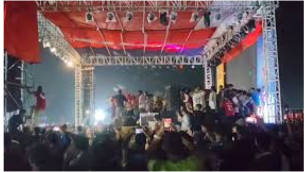 হবিগঞ্জে সাংস্কৃতিক অনুষ্ঠানে চেয়ার ভাঙচুর আহত ৩০