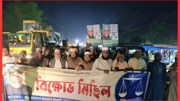 শাজাহানপুরে রাণীরহাট বাজারে গণসংযোগ ও পথসভা করেছেন গোলাম রব্বানী