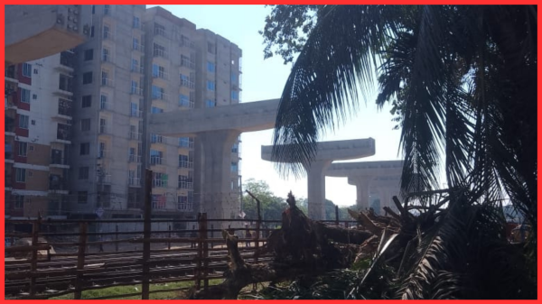 কসাইবাড়ি রেল গেটে এলিভেটেড এক্সপ্রেসওয়ের নির্মাণকাজ: রাস্তা বন্ধ, জনদুর্ভোগ চরমে 