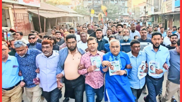 তারেক রহমানের পক্ষে বগুড়ায় ভিপি সাইফুলের ডোর-টু-ডোর গণসংযোগ