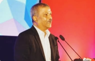 অন্তর্বর্তী সরকারের জরুরি সংবাদ সম্মেলন: দলগুলোকে এক সপ্তাহে ঐক্যবদ্ধ সিদ্ধান্তের আহ্বান