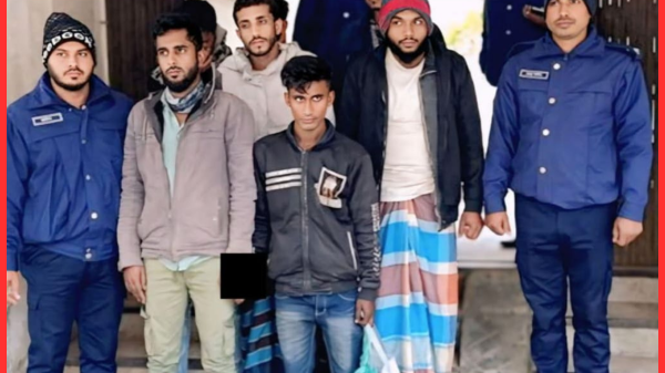 ফরিদপুরে যৌথবাহিনীর অভিযান: ৭ মাদক কারবারি গ্রেপ্তার