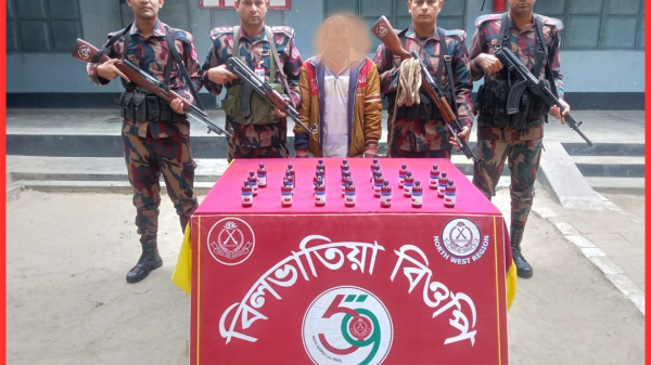 সীমান্তে রুট পরিবর্তন করেও রক্ষা পেল না চোরাকারবারি