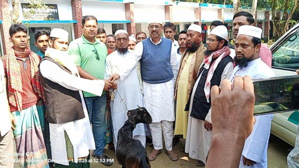 সাবেক প্রধানমন্ত্রী বেগম খালেদা জিয়ার সুস্থতা কামনায় মাদ্রাসায় ছাগল দান