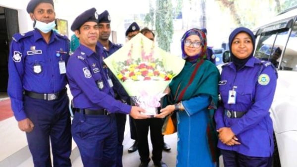  বরিশালে নতুন পুলিশ সুপার ফারজানা ইসলাম দায়িত্ব গ্রহণ