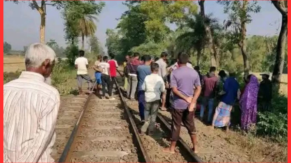 জয়পুরহাটে ট্রেনের ধাক্কায় অজ্ঞাত যুবকের মৃত্যু
