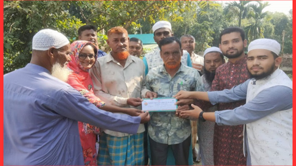পার্বতীপুরে মসজিদ উন্নয়নে সিমেন্ট প্রদান