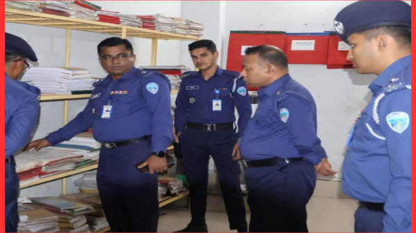 পুলিশ সুপার কর্তৃক নাসিরনগর থানা ও চাতলপাড় পুলিশ তদন্তকেন্দ্র পরিদর্শন