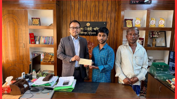 রিকশাচালকের ছেলের মেডিকেলে ভর্তির স্বপ্নপূরণে পাশে উপজেলা প্রশাসন