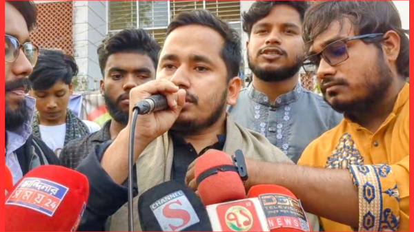 চান্দিনায় শহীদ শরিফ ওসমান হাদির হত্যার বিচার দাবিতে সর্বদলীয় বিক্ষোভ মিছিল