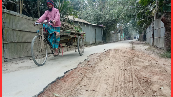 বগুড়া-৫ আসনে ইসলামী আন্দোলনের হাতপাখা প্রার্থী মীর মাহমুদুর রহমানের মনোনয়নপত্র সংগ্রহ