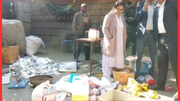 নীলফামারীতে নকল ঔষধ ও খাদ্য তৈরির কারখানা শনাক্ত: ৫০ হাজার টাকা জরিমানা