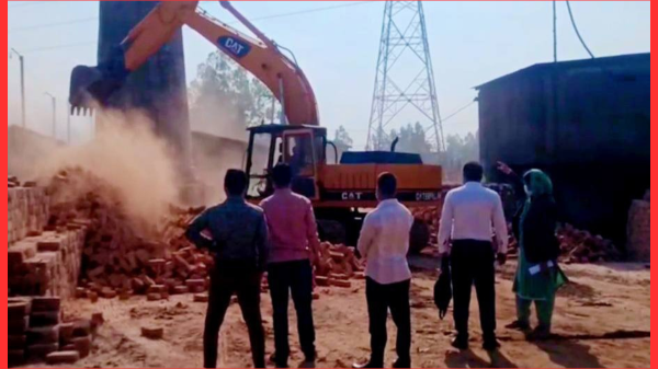 পার্বতীপুরে অবৈধ ইটভাটায় পরিবেশ অধিদপ্তরের অভিযান দুই ইটভাটার চিমনি উচ্ছেদ, জরিমানা আদায়