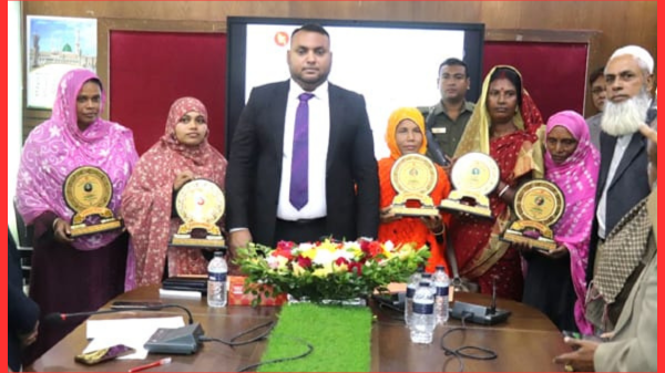 আত্রাইয়ে রোকেয়া দিবসে পাঁচ জয়িতাকে সংবর্ধনা