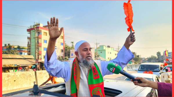 বগুড়া-৫ আসনে হাতপাখার প্রার্থীর বিশাল মোটরসাইকেল শোডাউন