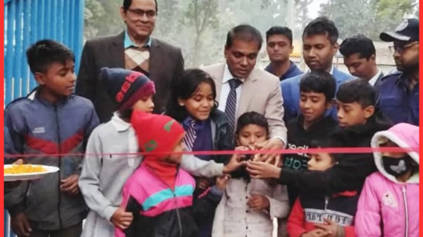 বোচাগঞ্জে মিনি শিশু পার্ক ও ওয়াকওয়ে উদ্বোধন