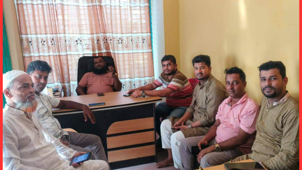 টেকনাফে কথিত ভুয়া সাংবাদিকতার আড়ালে মাদক কারবার: ঢাকায় ইয়াবাসহ গ্রেপ্তার