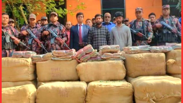 কসবা টাস্কফোর্সের অভিযানে দেড় কোটি টাকার ভারতীয় পণ্য জব্দ, আটক ২