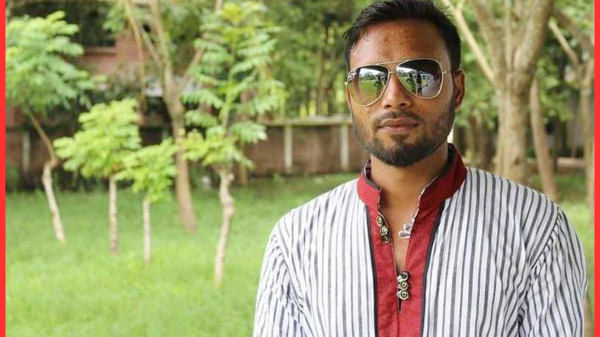 সাতক্ষীরায় বাসচাপায় ছাত্রদল নেতা নিহত