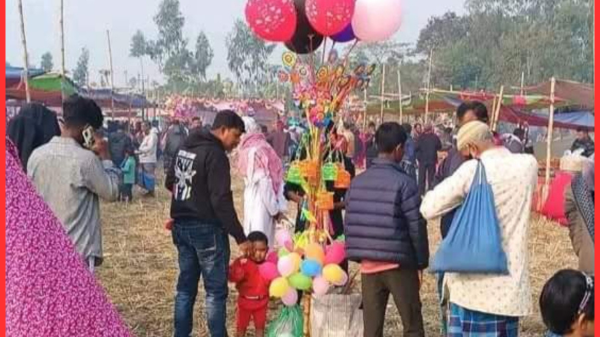 নওগাঁর আত্রাইয়ে ঐতিহ্যবাহী সীতাতলার মেলা শুরু