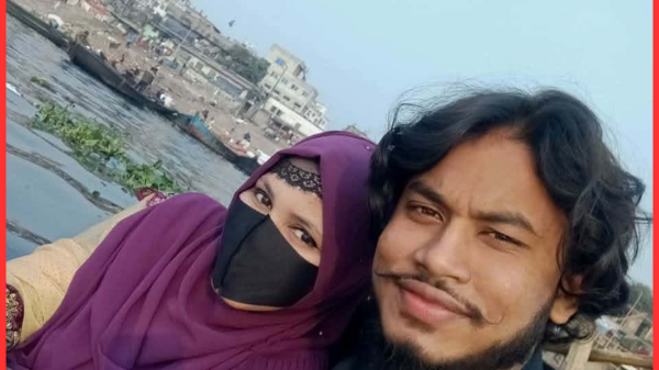 সালথায় স্ত্রীর মর্যাদা পুনরুদ্ধারের দাবিতে নারীর অনশন, প্রশাসনের সহায়তার আবেদন