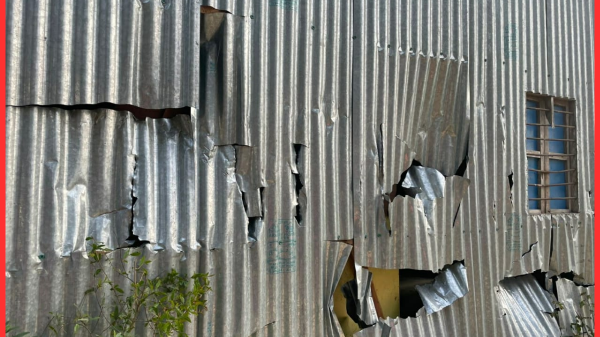 সালথায় জমিতে সেচ দেওয়া নিয়ে সংঘর্ষে আহত ১৫, বাড়ি-ঘরে হামলা ও ভাঙচুর