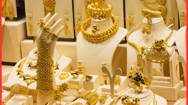 ৫ ঘণ্টার ব্যবধানে স্বর্ণের দাম কমল, ২২ ক্যারেটের প্রতি ভরি ২,৪৫,৭৬০ টাকা 