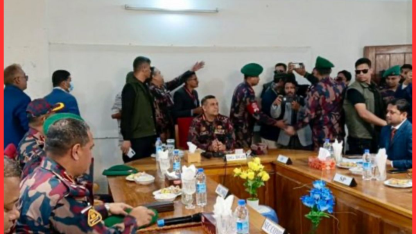 ঝিনাইগাতীতে বিজিবির অস্থায়ী বেইজ ক্যাম্প পরিদর্শনে মহাপরিচালক