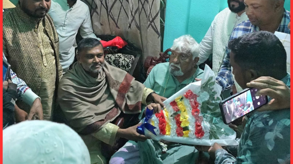 নবনির্বাচিত এমপি নাসির উদ্দিনের বাসায় শিশির মনিরের সৌজন্য সাক্ষাৎ