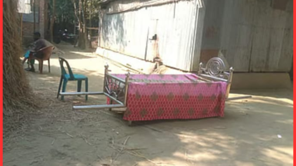 সম্পত্তি ভাগাভাগি শেষে ৩০ ঘণ্টা পর কুড়িগ্রামে বাবার দাফন