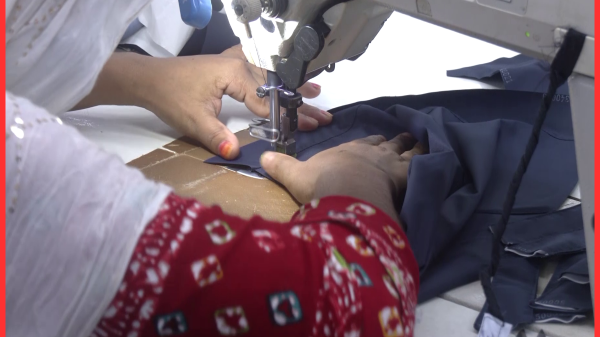 ইউরোপের বাজারে কমছে বাংলাদেশি পোশাকের দাম: বাড়ছে প্রতিযোগিতা, বাড়ছে চাপ