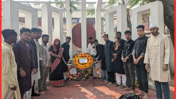 শহীদ দিবস ও আন্তর্জাতিক মাতৃভাষা দিবসে টঙ্গী সরকারি কলেজের ছাত্রদলের শ্রদ্ধা নিবেদন