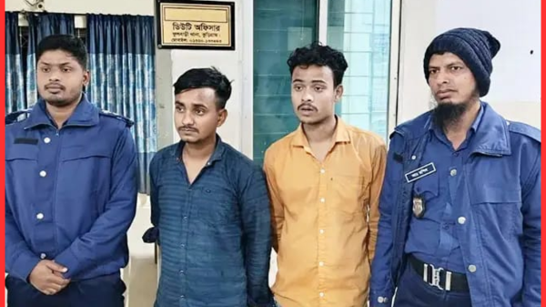 কুড়িগ্রামের ফুলবাড়ী সীমান্তে অভিযান: ২ ভারতীয়সহ ৩ জন আটক, ইয়াবা উদ্ধার