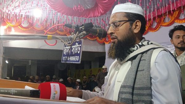 শুধু নেতা নয়, নীতির পরিবর্তন চাই: পীর সাহেব চরমোনাই