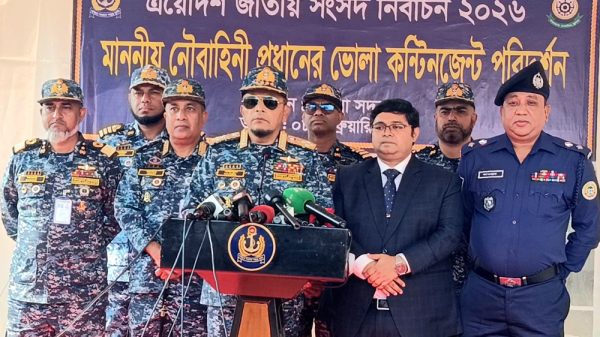 অবাধ ও সুষ্ঠু নির্বাচন নিশ্চিতে মাঠপর্যায়ে পরিদর্শনে নৌবাহিনী প্রধান